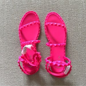 NWT Celia Hot Pink Studded Sandals Size 9